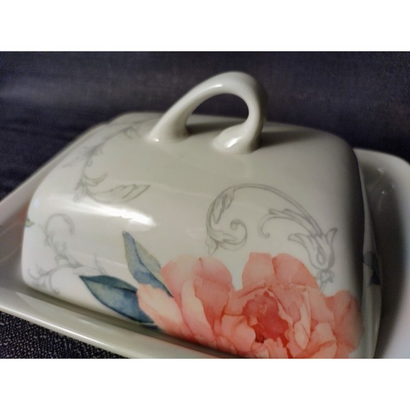 Martha Stewart Peony Elegant 7" Covered Butter Dish - Picture 6 of 13